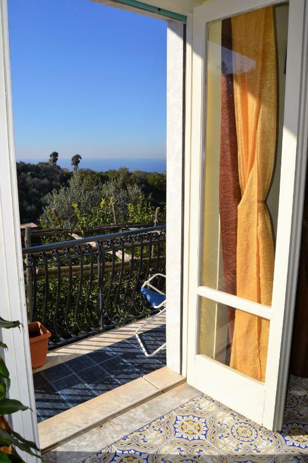 Apartamento Il Viale Massa Lubrense Exterior foto